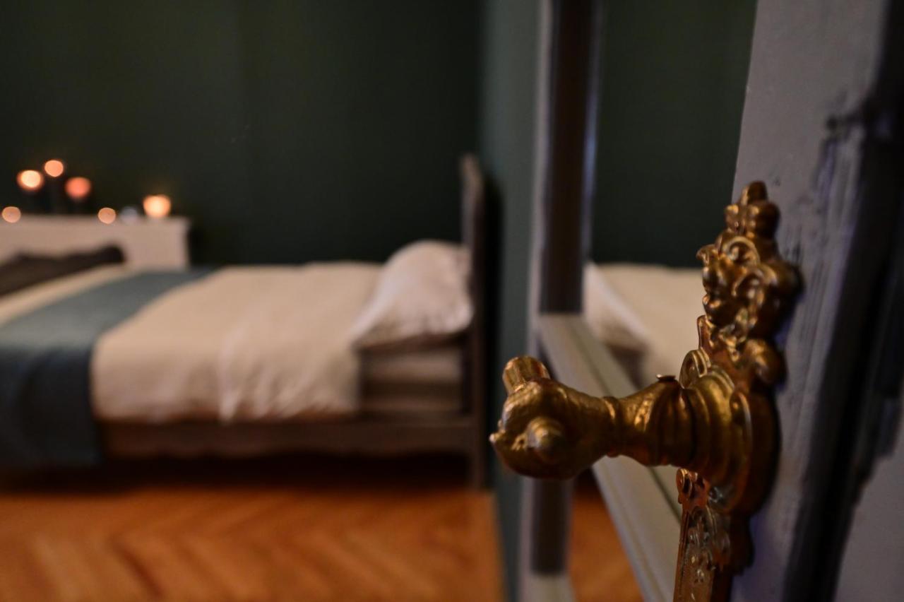 Lovely 2 Bedroom Apartment In Historic City Center 시비우 외부 사진