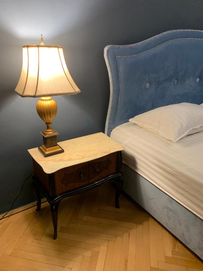 Lovely 2 Bedroom Apartment In Historic City Center 시비우 외부 사진