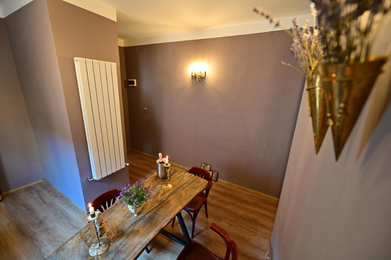Lovely 2 Bedroom Apartment In Historic City Center 시비우 외부 사진